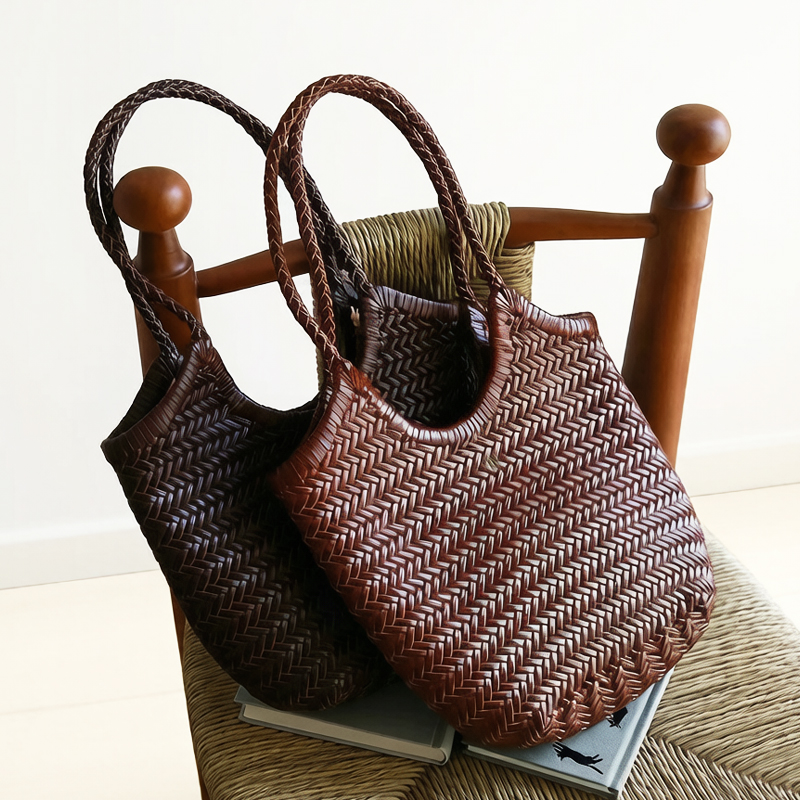 Petits sacs fourre-tout en cui - Luxury Bags 2026 avis et prix