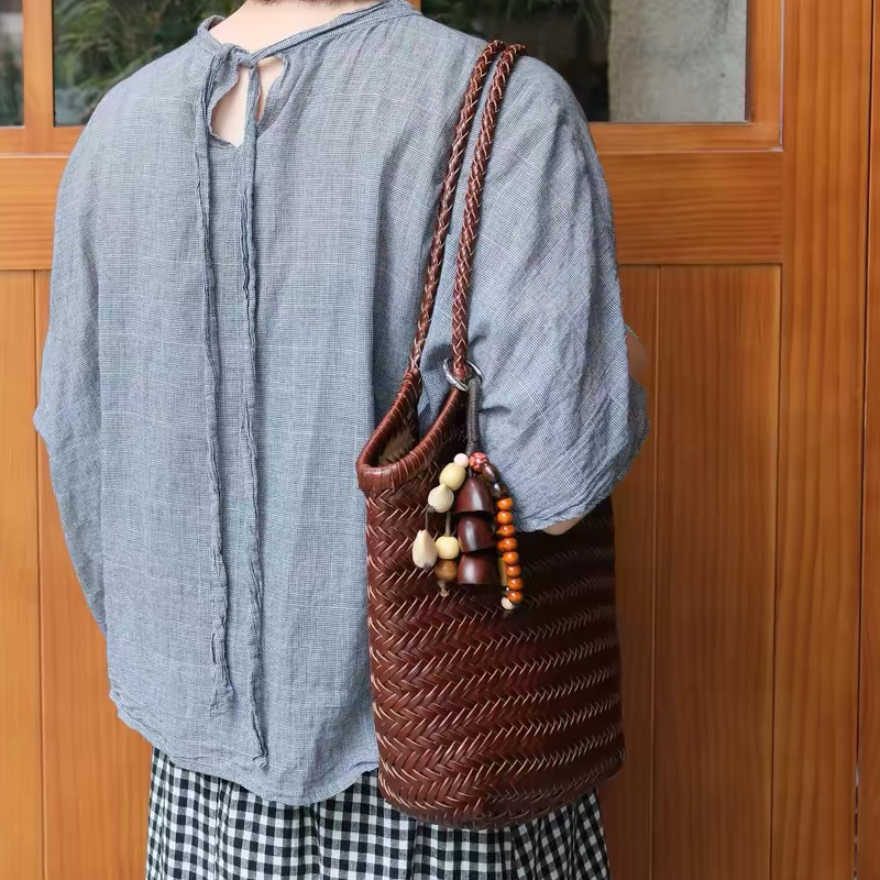Petits sacs fourre-tout en cui - Luxury Bags 2026 avis et prix
