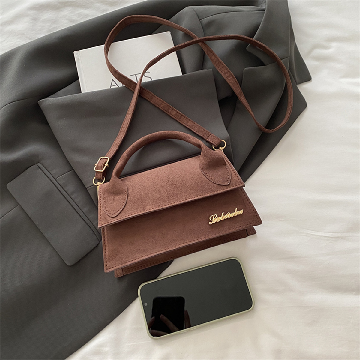 Mini sac à bandoulière rétro e - Luxury Bags Jacquemus avis et prix