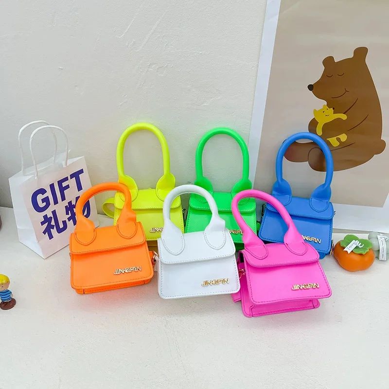 Sac bandoulière super populair - Luxury Bags Jacquemus avis et prix