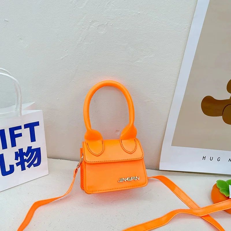 Sac bandoulière super populair - Luxury Bags Jacquemus avis et prix