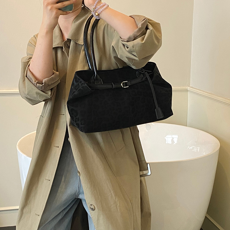 Sacs à bandoulière en fil à co - Luxury Bags In Sale avis et prix