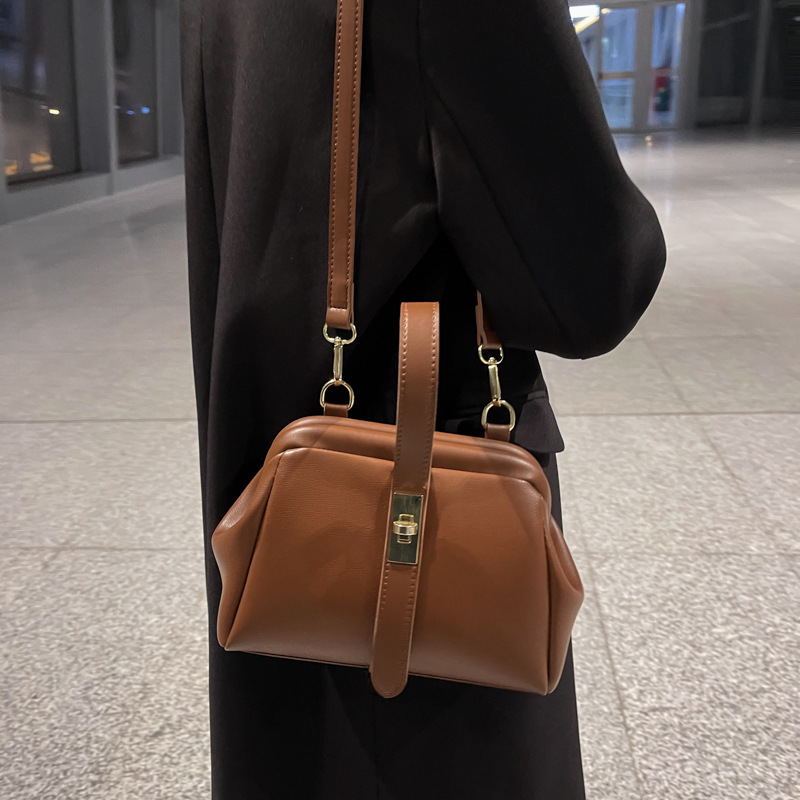 Nouveau sac à bandoulière vint - Luxury Bags In Sale avis et prix