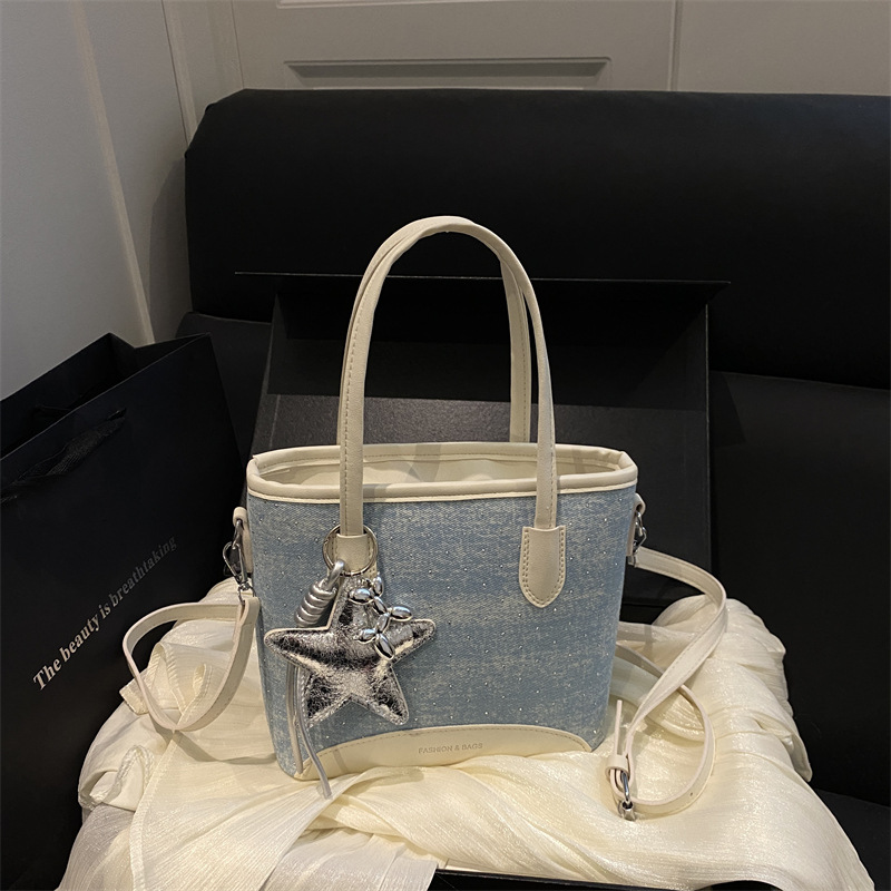Sac fourre-tout en jean grande - Luxury Bags Denim avis et prix
