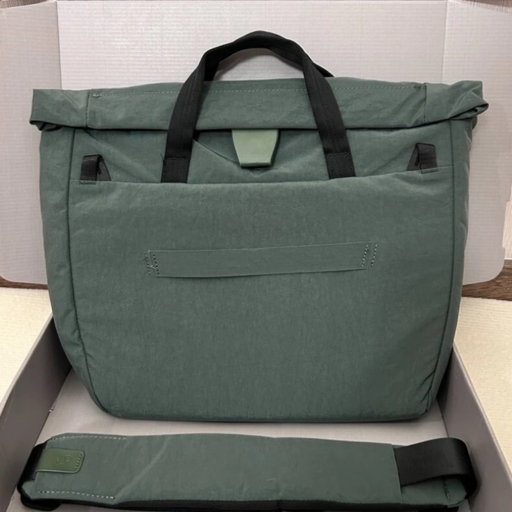 Sac Messager de Luxe Tokyo 14L - Luxury Bags In Tokyo avis et prix
