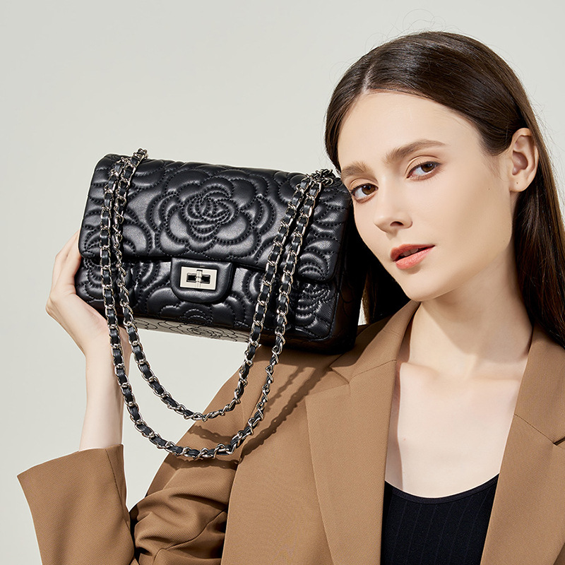 Sac à bandoulière en peau d'ag - Luxury Bags For School avis et prix